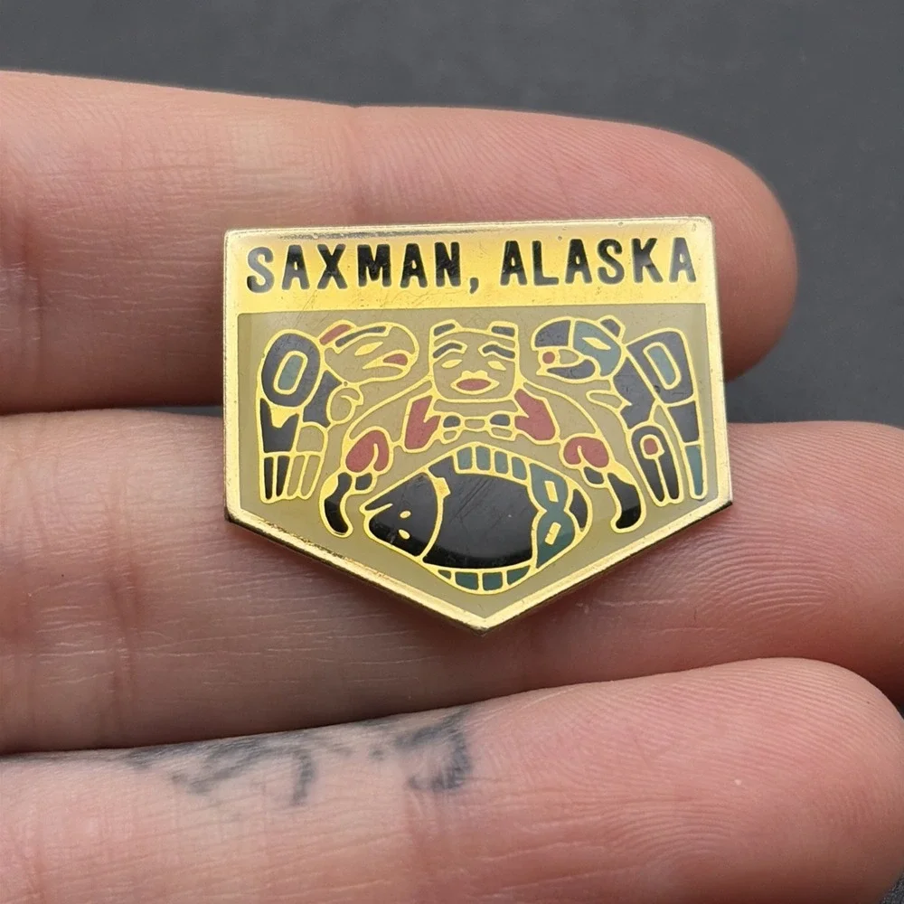 Saxman Alaska USA Lapel‎ Hat Pin